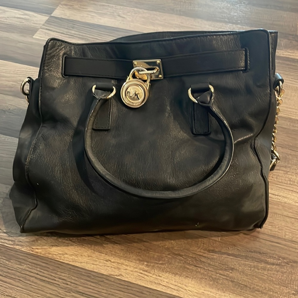 Michael kors purse